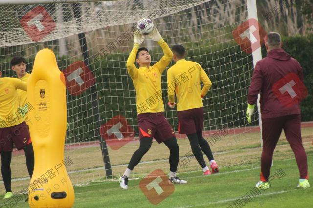 开云体育-国足三位伤病号无大碍 蹇韬珍惜回归王上源已退烧